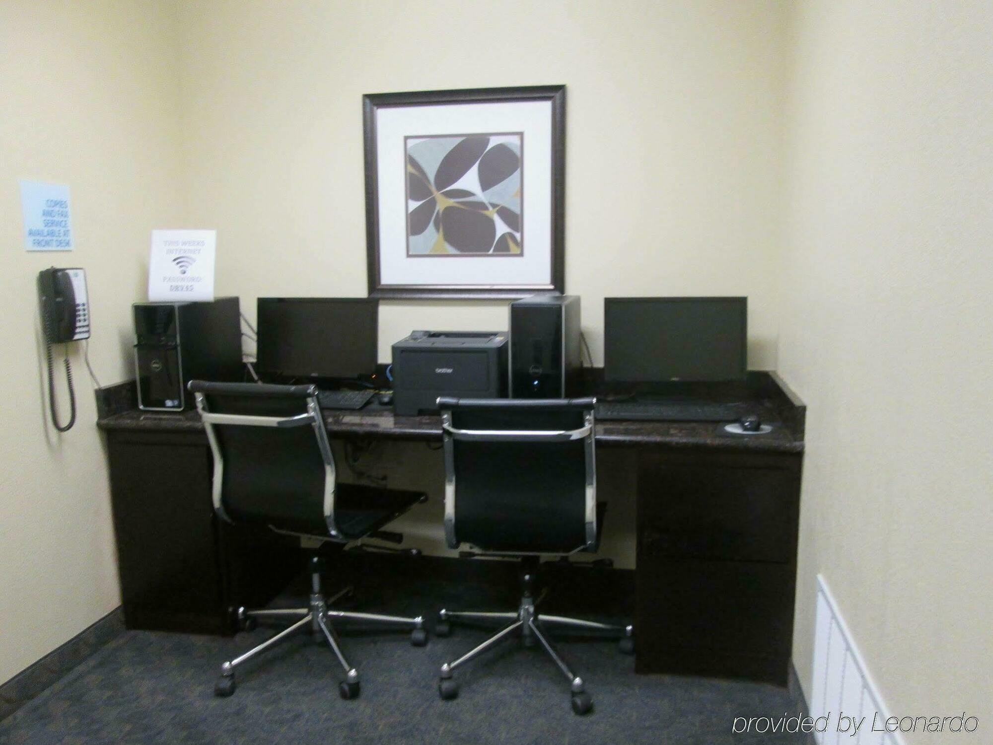 Holiday Inn Express Hotel & Suites Pampa By Ihg Экстерьер фото