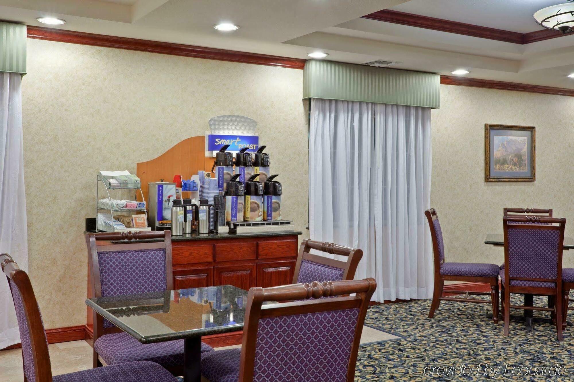 Holiday Inn Express Hotel & Suites Pampa By Ihg Ресторан фото