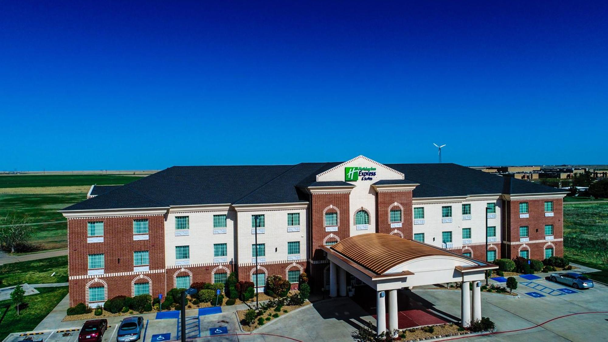 Holiday Inn Express Hotel & Suites Pampa By Ihg Экстерьер фото
